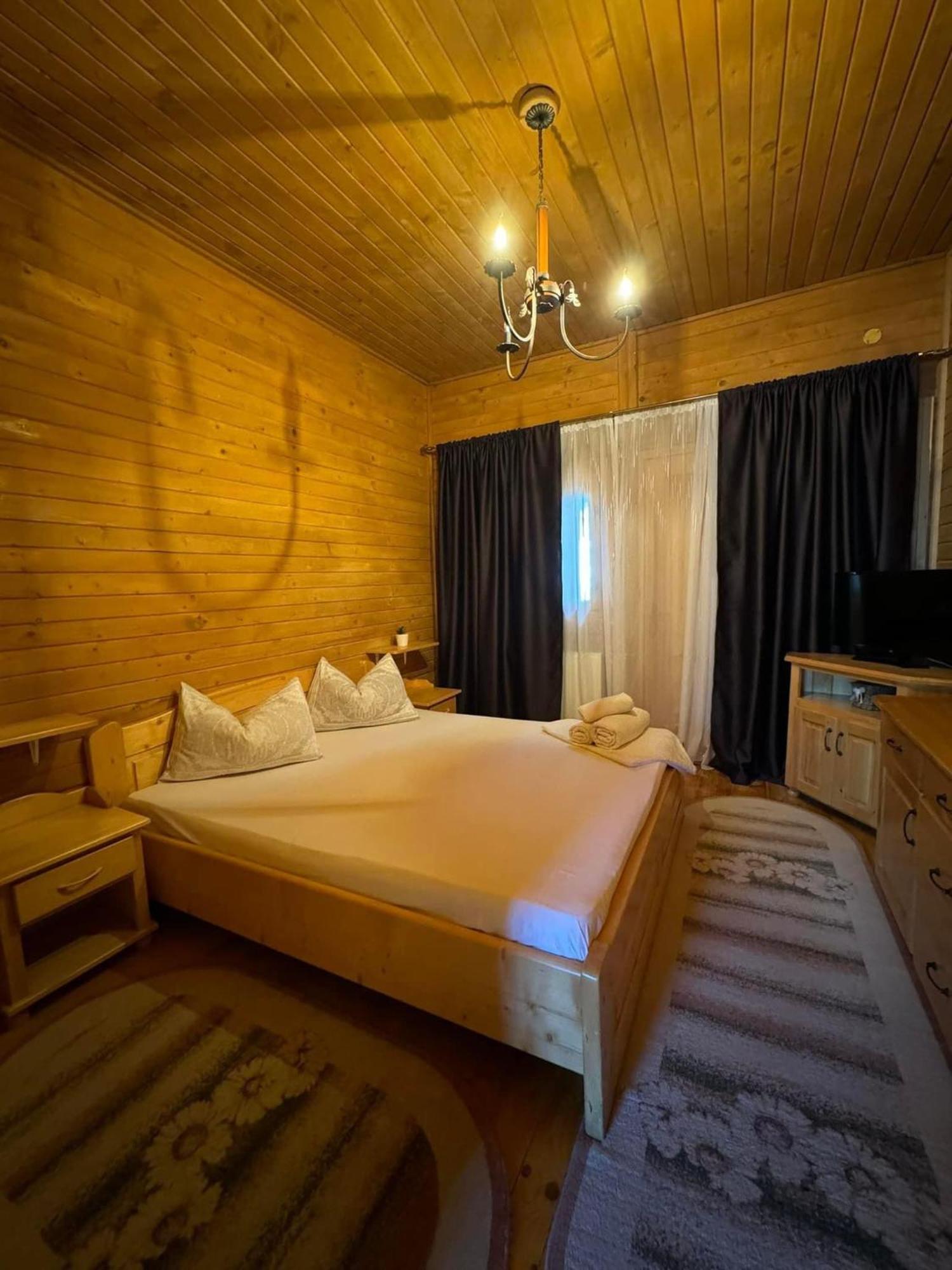 Casa De Vacanta Căciulata Kültér fotó