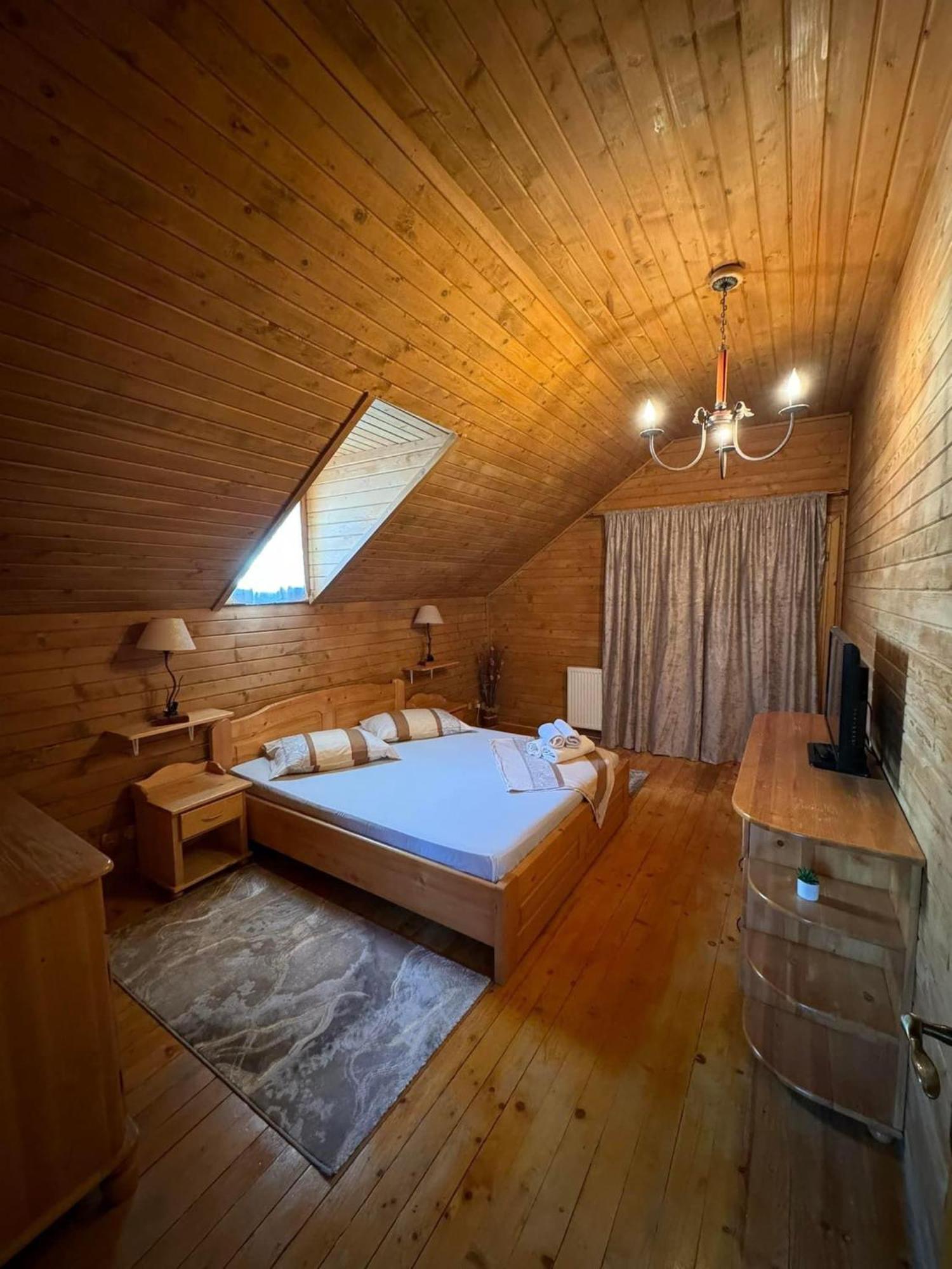 Casa De Vacanta Căciulata Kültér fotó