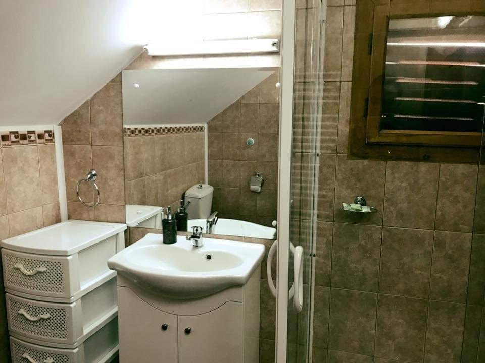 Casa De Vacanta Căciulata Kültér fotó